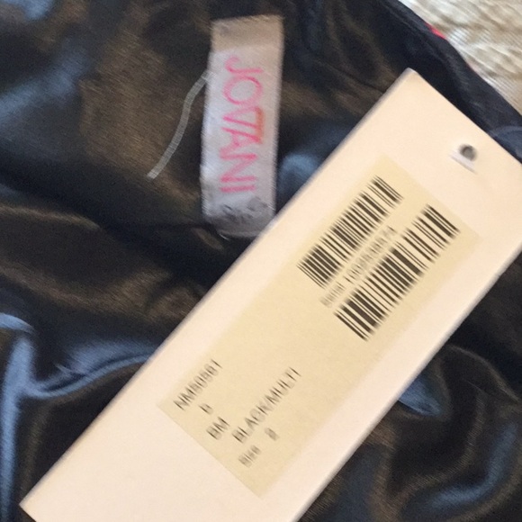 Jovani PLUNGING FLORAL EMBROIDERED COCKTAIL - Picture 8 of 8